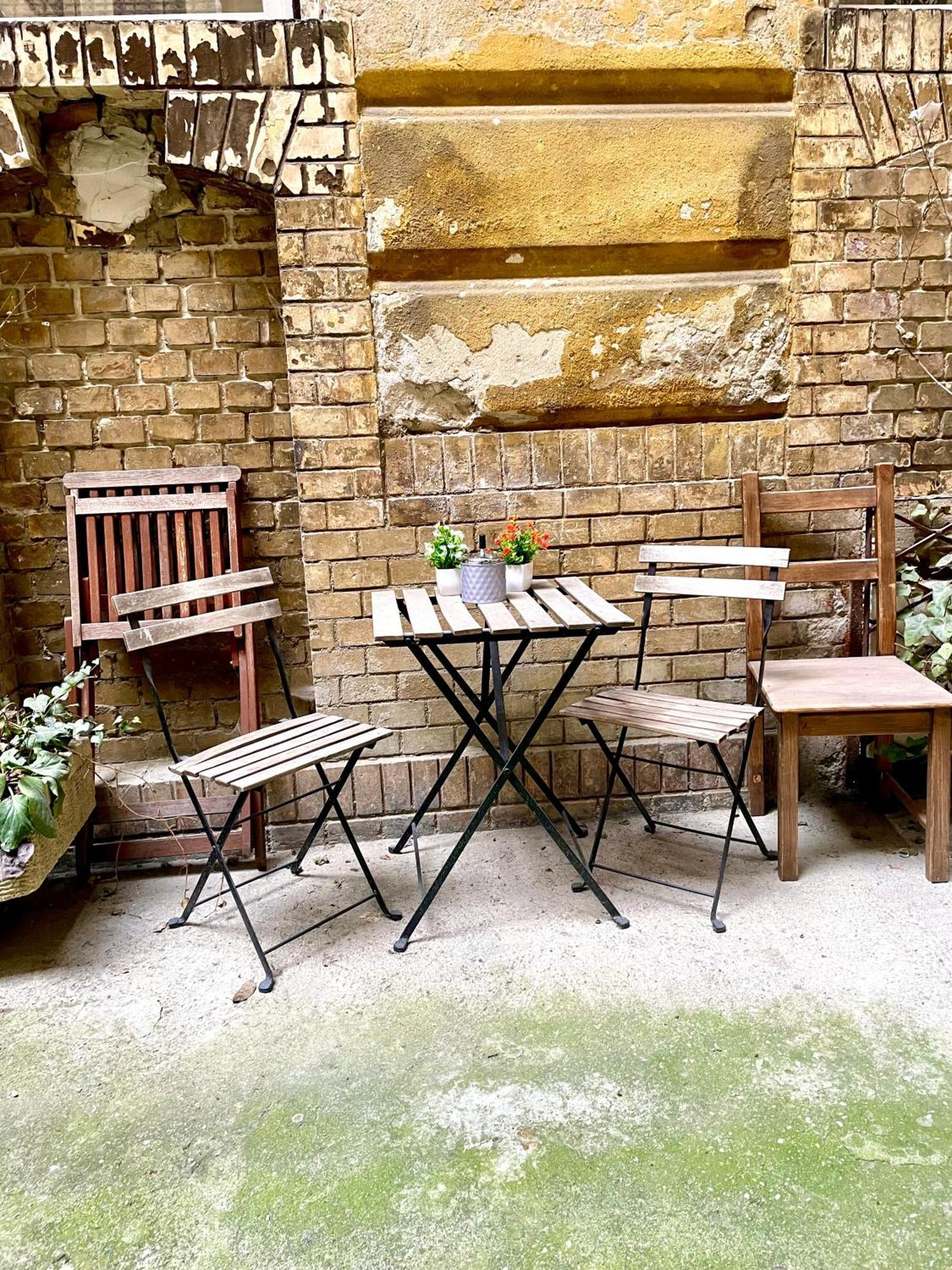 Small Cosy Apartment Near The Famous Westend City Center ブダペスト エクステリア 写真